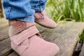Kinder_Winter_Barfussschuh_Titania_rose_lifestyle_2